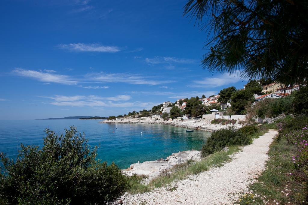 Apartments Medvid Trogir Eksteriør bilde
